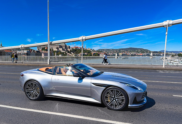 Aston Martin DB12 Volante
