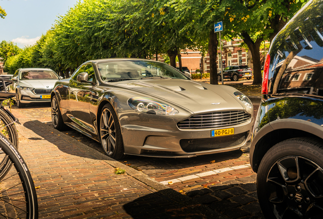 Aston Martin DBS