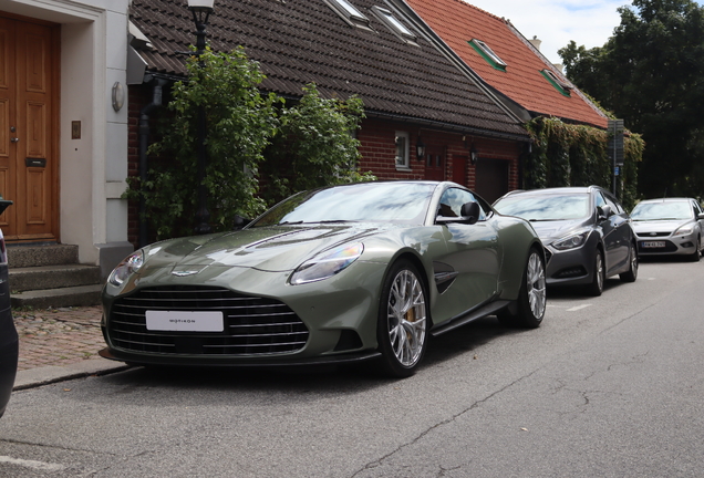 Aston Martin Vanquish 2025