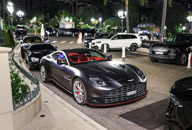 Aston Martin Vanquish 2025