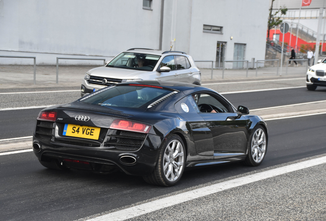 Audi R8 V10