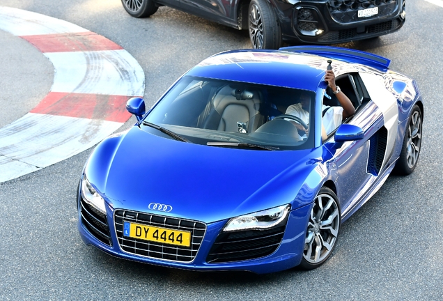 Audi R8 V10