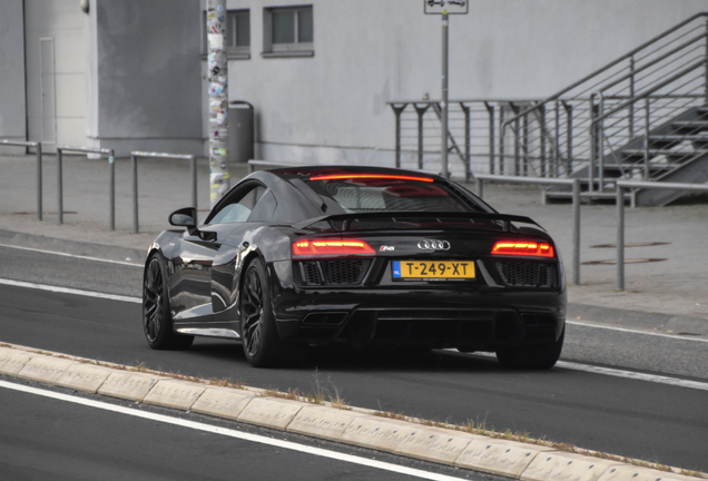Audi R8 V10 Plus 2015