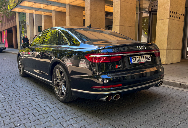 Audi S8 D5