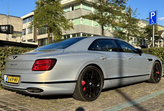 Bentley Flying Spur Hybrid S