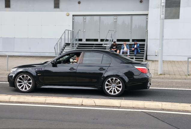 BMW M5 E60 2007
