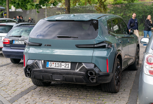 BMW XM G09