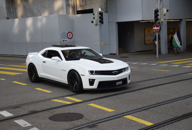 Chevrolet Camaro ZL1 2014