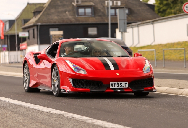 Ferrari 488 Pista