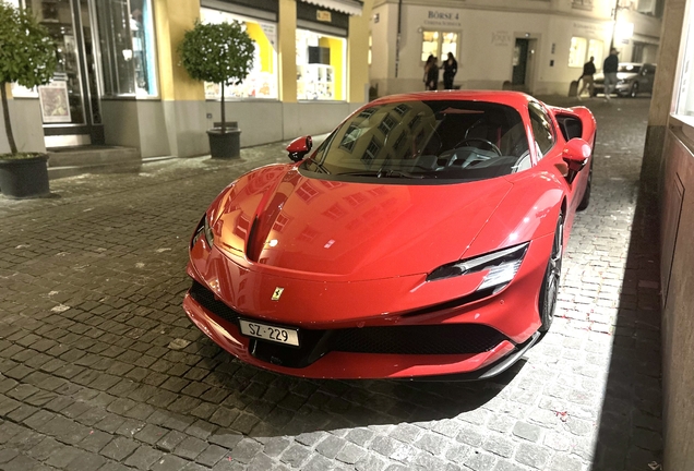 Ferrari SF90 Spider