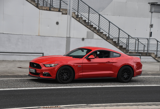 Ford Mustang GT 2015
