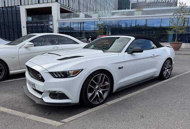 Ford Mustang GT California Special Convertible 2016
