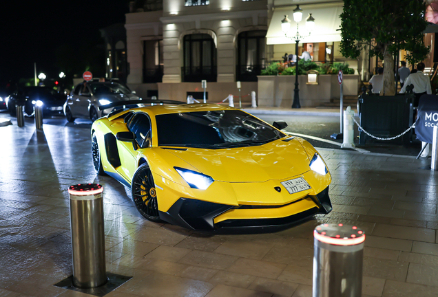 Lamborghini Aventador LP750-4 SuperVeloce