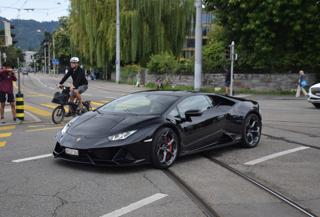 Lamborghini Huracán LP640-4 EVO