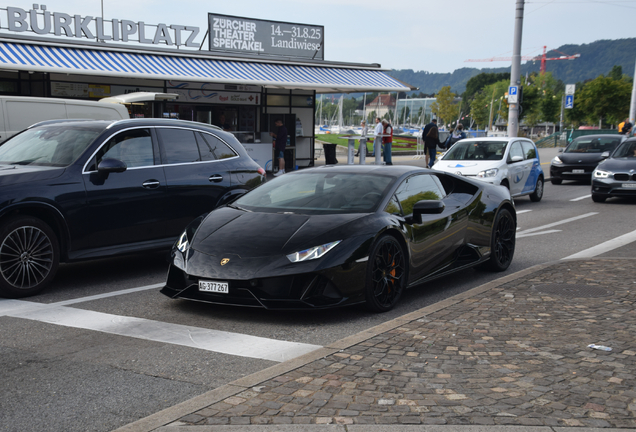Lamborghini Huracán LP640-4 EVO