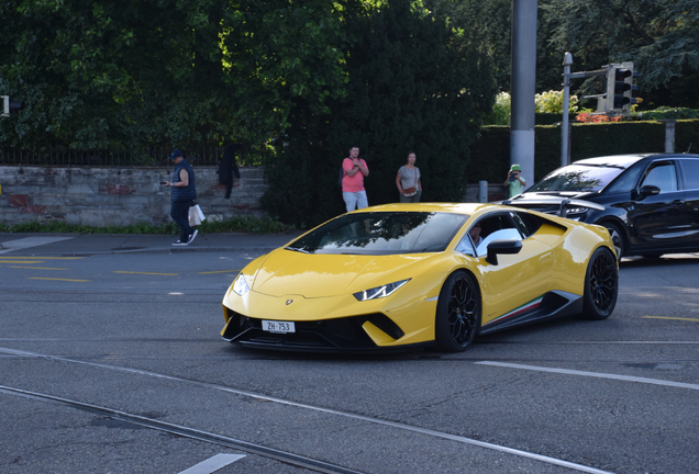 Lamborghini Huracán LP640-4 Performante
