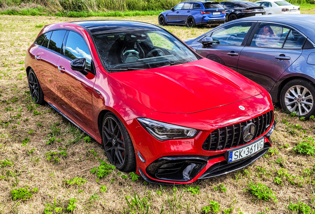 Mercedes-AMG CLA 45 S Shooting Brake X118