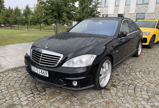Mercedes-Benz S 63 AMG W221