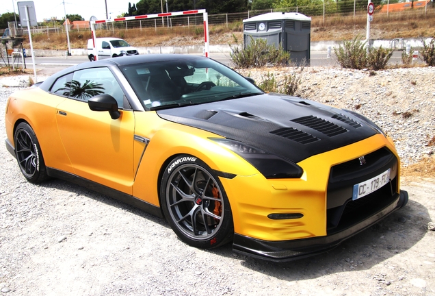 Nissan GT-R 2011