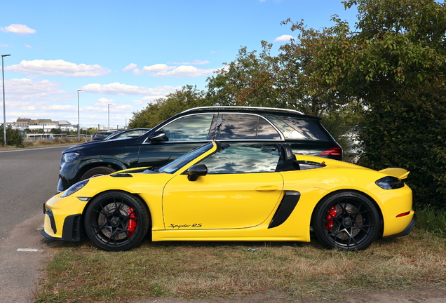 Porsche 718 Spyder RS Weissach Package