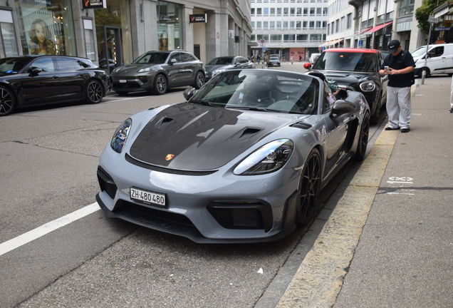 Porsche 718 Spyder RS Weissach Package