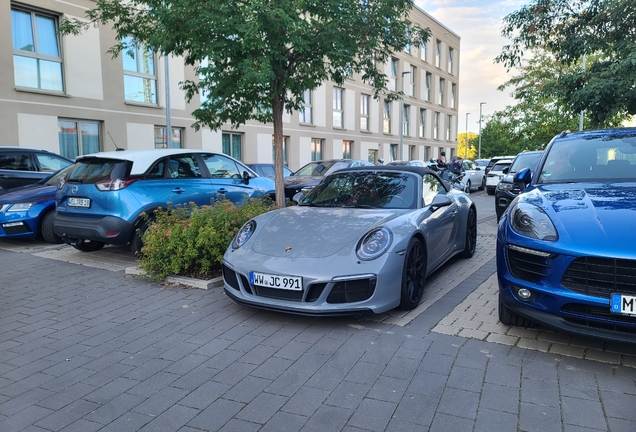Porsche 991 Carrera 4 GTS Cabriolet MkII