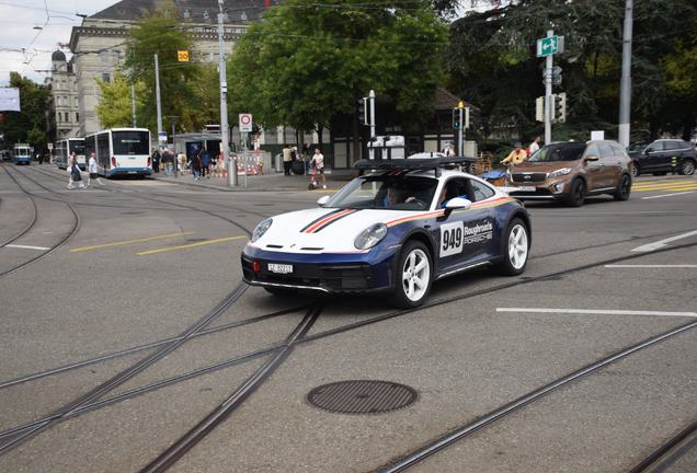 Porsche 992 Dakar