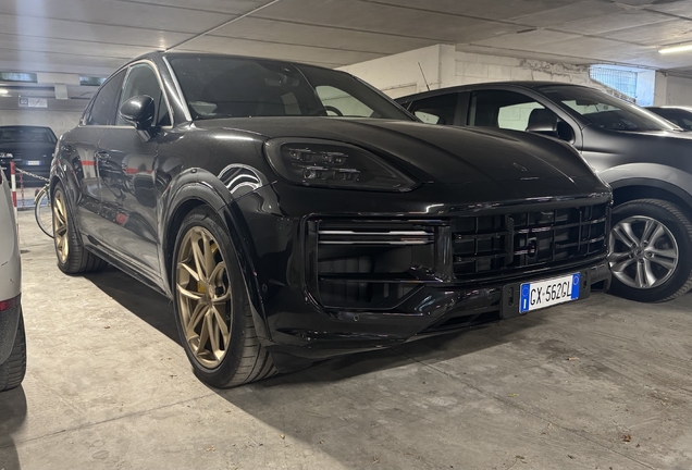 Porsche Cayenne Coupé Turbo E-Hybrid