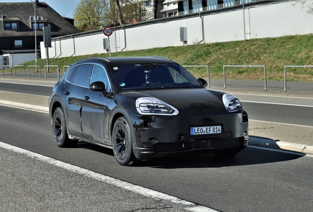 Porsche Cayenne EV