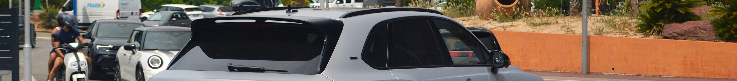 Bentley Bentayga V8 S 2024