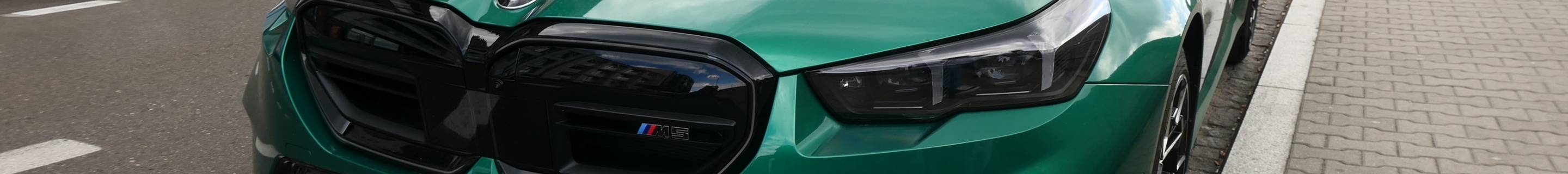 BMW M5 G90