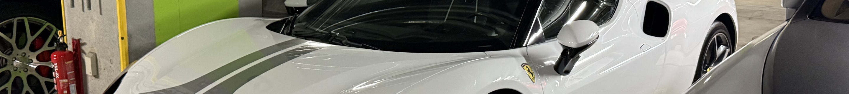 Ferrari 296 GTS Assetto Fiorano