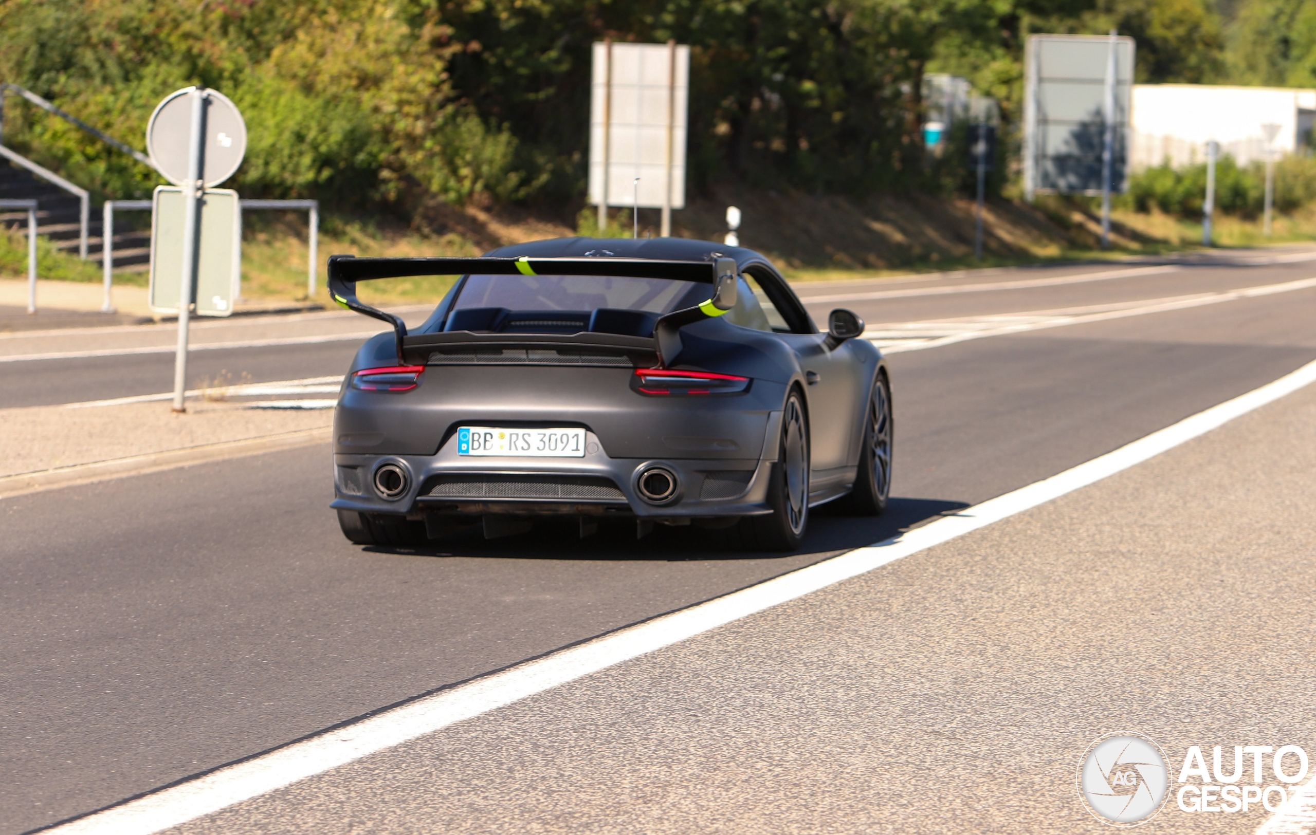 Wat voert Porsche of Manthey in zijn schild?