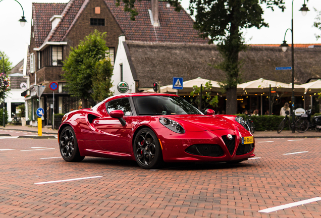 Alfa Romeo 4C Coupé