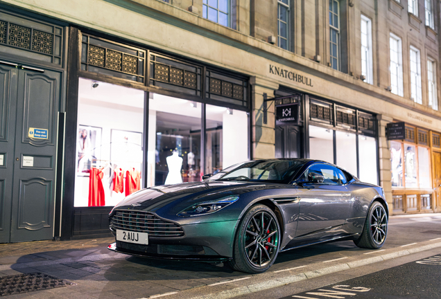 Aston Martin DB11