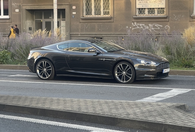 Aston Martin DBS