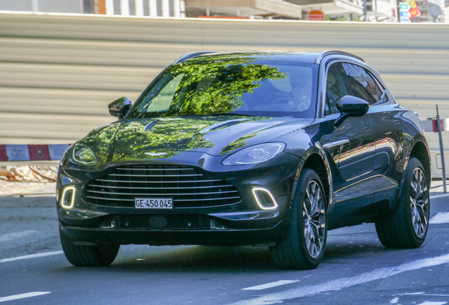 Aston Martin DBX