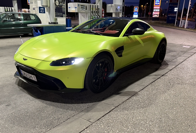 Aston Martin V8 Vantage 2018