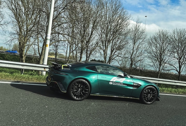 Aston Martin V8 Vantage Formula 1 Edition