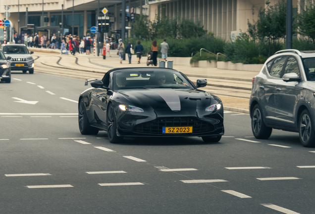 Aston Martin V8 Vantage Formula 1 Edition Roadster