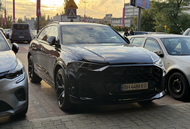 Audi RS Q8 2024