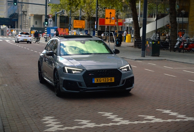 Audi RS4 Avant B9
