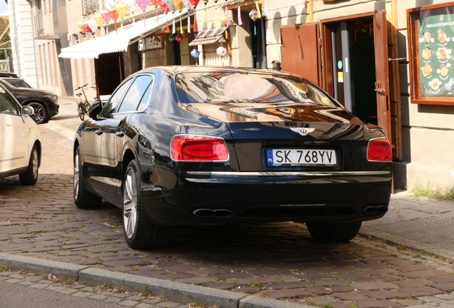 Bentley Flying Spur V8