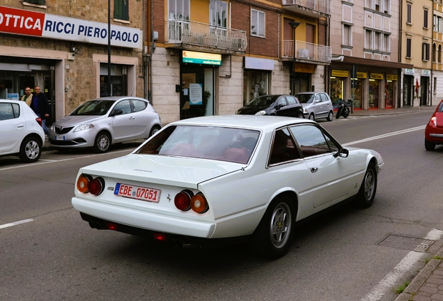 Ferrari 412