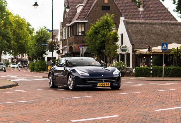 Ferrari GTC4Lusso
