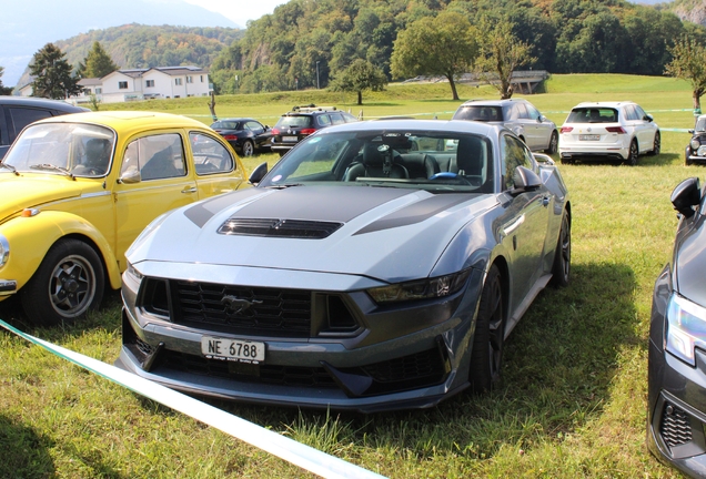 Ford Mustang Dark Horse 2024