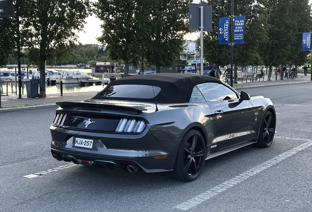 Ford Mustang GT Convertible 2015