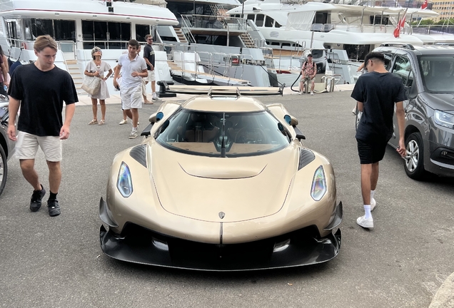 Koenigsegg Jesko Attack