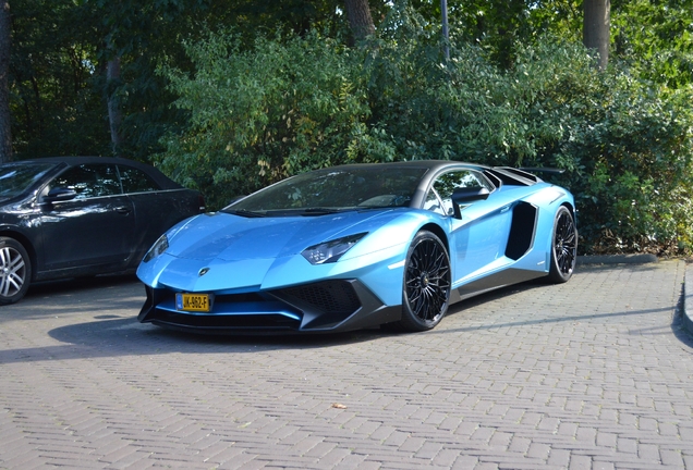Lamborghini Aventador LP750-4 SuperVeloce