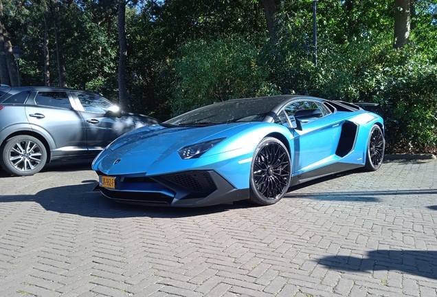Lamborghini Aventador LP750-4 SuperVeloce